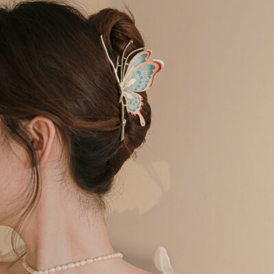 Chinoiserie Colorful Butterfly Large Shark Hair Clip