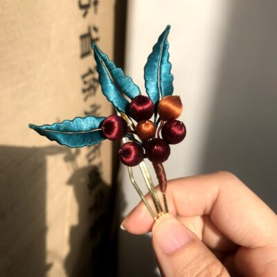 Chanhua Burgundy Berry Silk Thread Hanfu Hairpin
