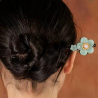 2FlowerWhitePearlHairpin-Wood.jpg