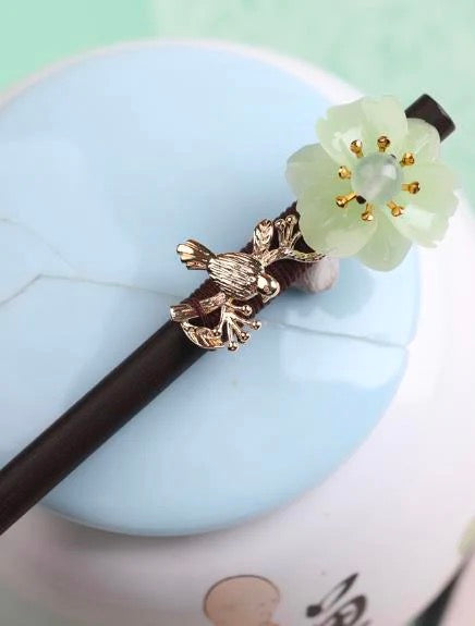 BirdJadeFlowerStoneHairpin.jpg BirdJadeFlowerStoneHairpin.jpg