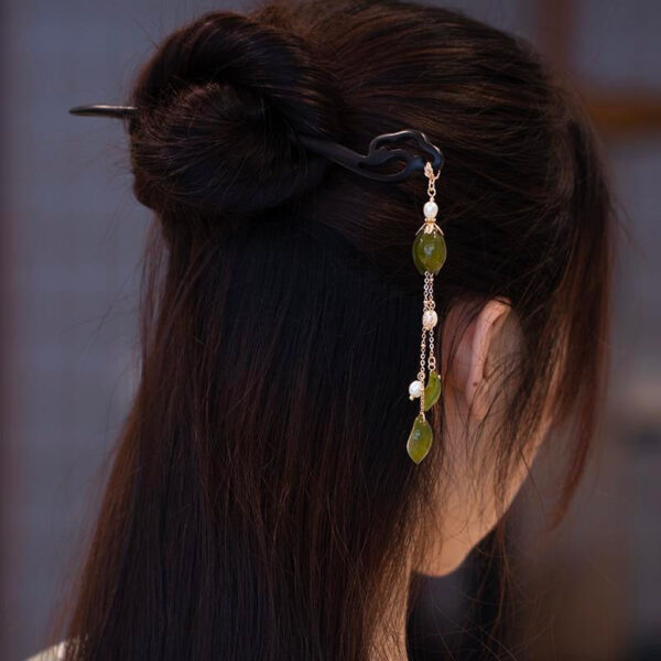 BlackSandalwoodEbonyCloudPearlTasselHairpin.jpg