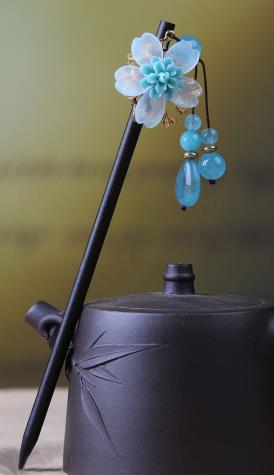 BlueFlower6BlueBeadsTasselHairpin-Wood.jpg