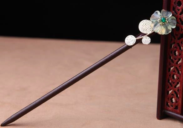 BlueFlowerLeafHairpin.jpg