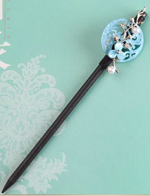 BranchFlower2PearlHairpin-Wood.jpg