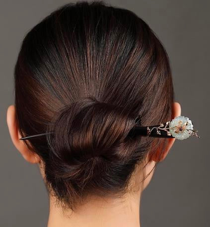 BranchWhiteFlowerGarnetHairpin.jpg