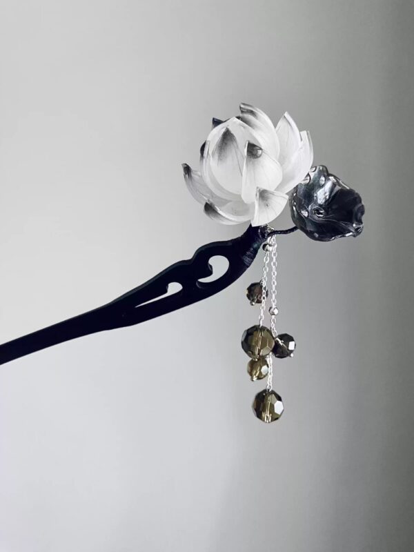 Chineseinklotusdouble-flowertasselhairpinforHanfuandQipaotraditionalhairstyles.jpg