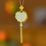 ChinesestylecloisonnemagpietasselpendantinS925silverwithjade.jpg