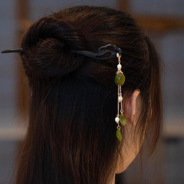 EbonyCloudPearlTasselHairpin.jpg