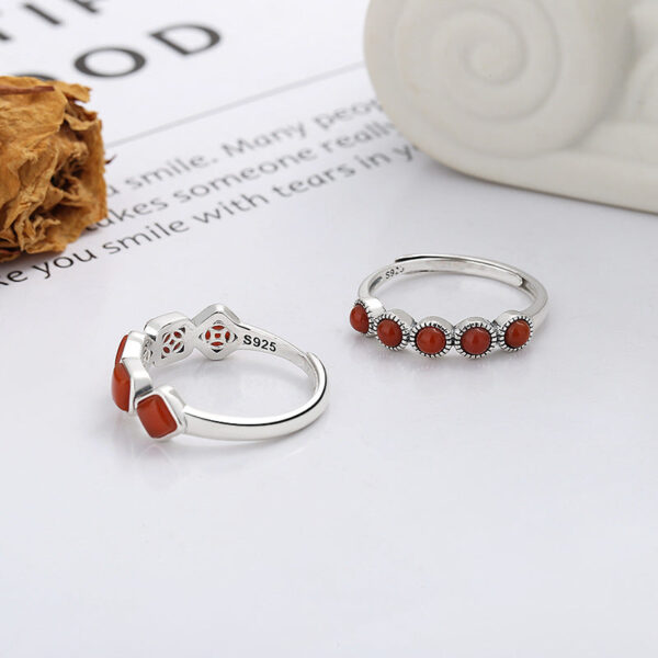 Elegant_925_Silver_Piece_Featuring_Five_Natural_Southern_Red_Agates.jpg