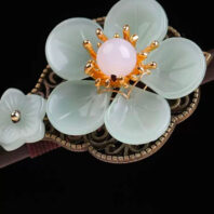 FlowerWhitePearlHairpin.jpg