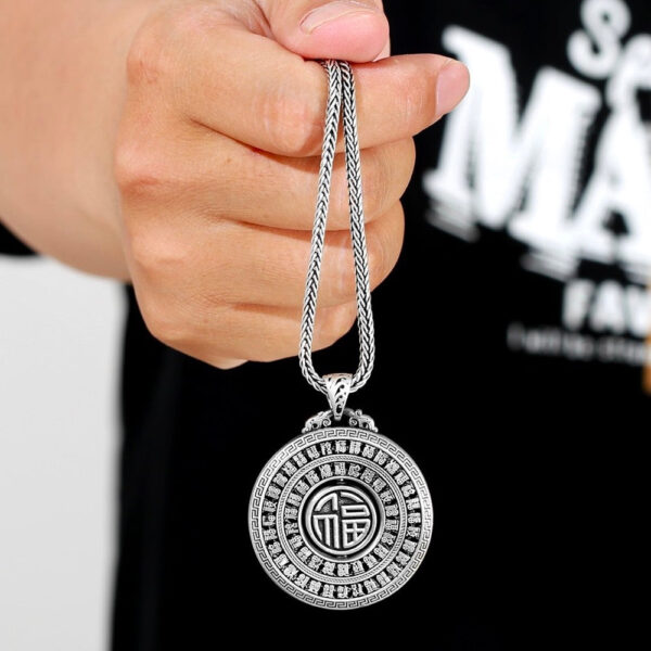 FucharacterPendant.jpg
