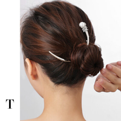 Half Moon Pearl Hairpin