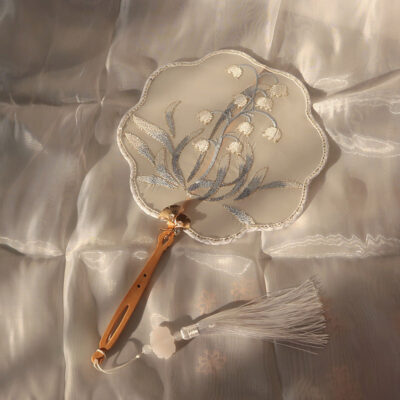 Vintage Bellflower Embroidery Ginkgo Leaf Tassel Fan