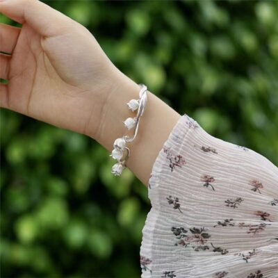 Chinoiserie Bell Orchid Open Bracelet