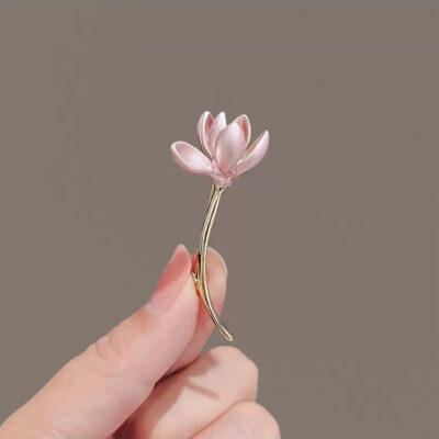 Retro Palace Light Pink Lotus Brooch