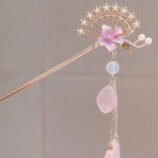 Pinkflowerfanshaped2pinkbeadtasselhairpin.jpg