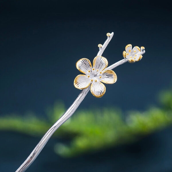 PlumBlossomHairpin.jpg PlumBlossomHairpin.jpg