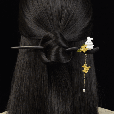 Wood Rabbit Osmanthus Hairpin