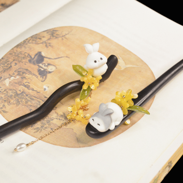 Rabbit_Osmanthus_Hairpin.png Rabbit_Osmanthus_Hairpin.png