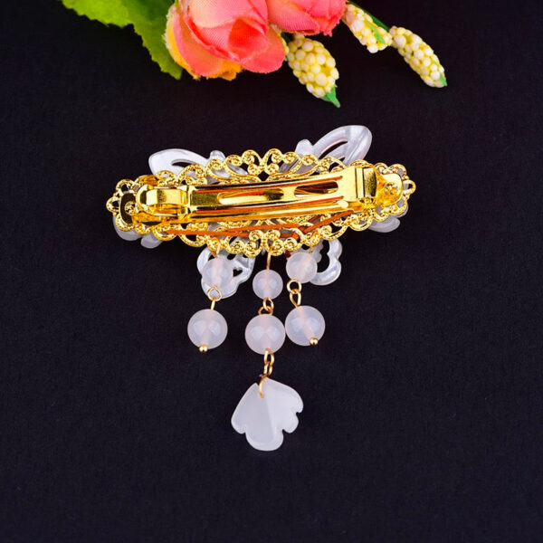 RetroChineseButterflyBeads4flowerHairClip.jpg