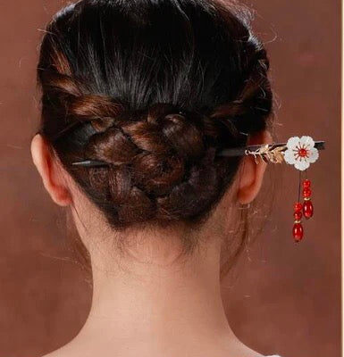 Wood Shell Flower 7 Red Agate Tassel Hairpin