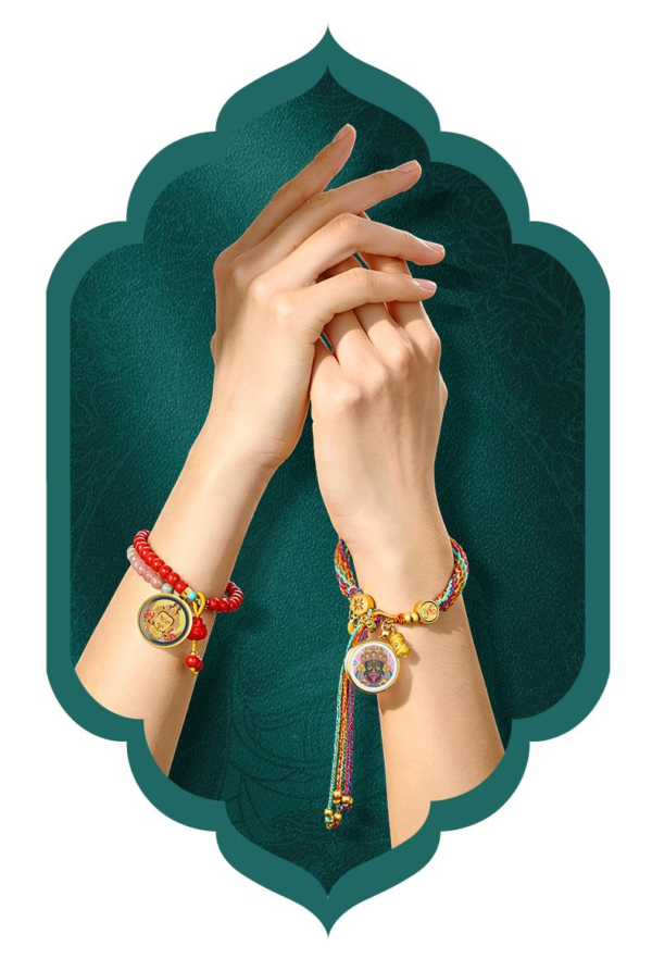 TibetanBuddhistThangkaBraceletin999PureSilver_038afce9-3007-4dc5-a7cb-3de256d3d9f2.png