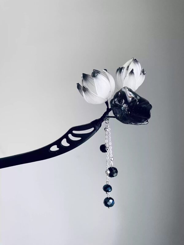 Watercolorlotushairpinwithtassels_inspiredbyChineseinkpainting_elegantHanfuaccessory.jpg