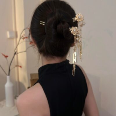 Gold Dunhuang Style U-Shape Tassel Hairpin